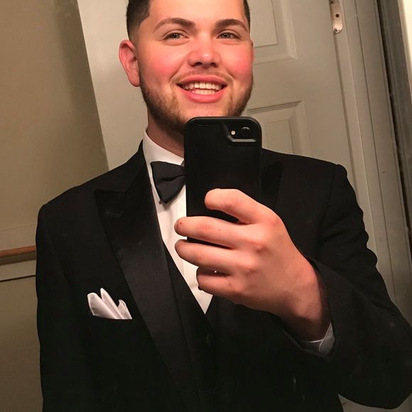 Meet your Posher, Aaron - Picture 1 of 1